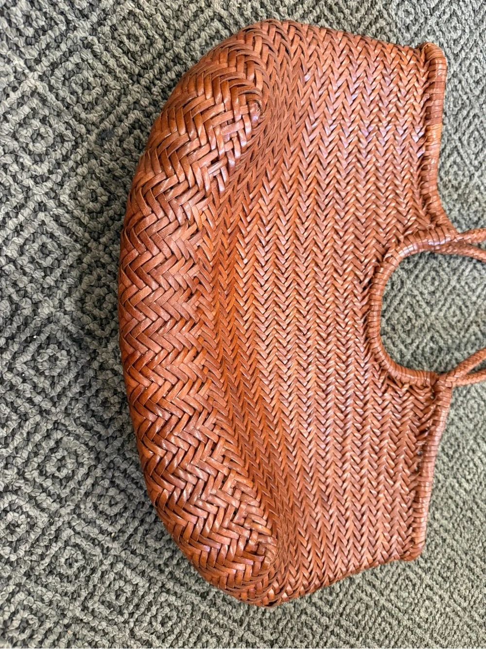 Dragon Diffusion Nantucket Large woven Straw Tote Bag Cognac Brown - Women Bags